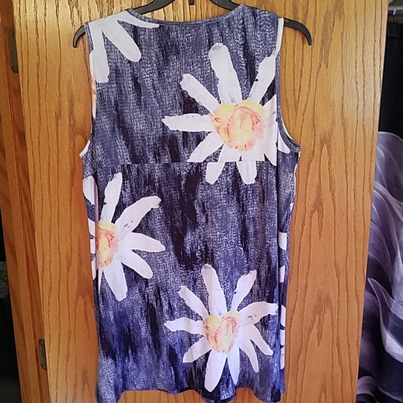 Tunic - Picture 3 of 3